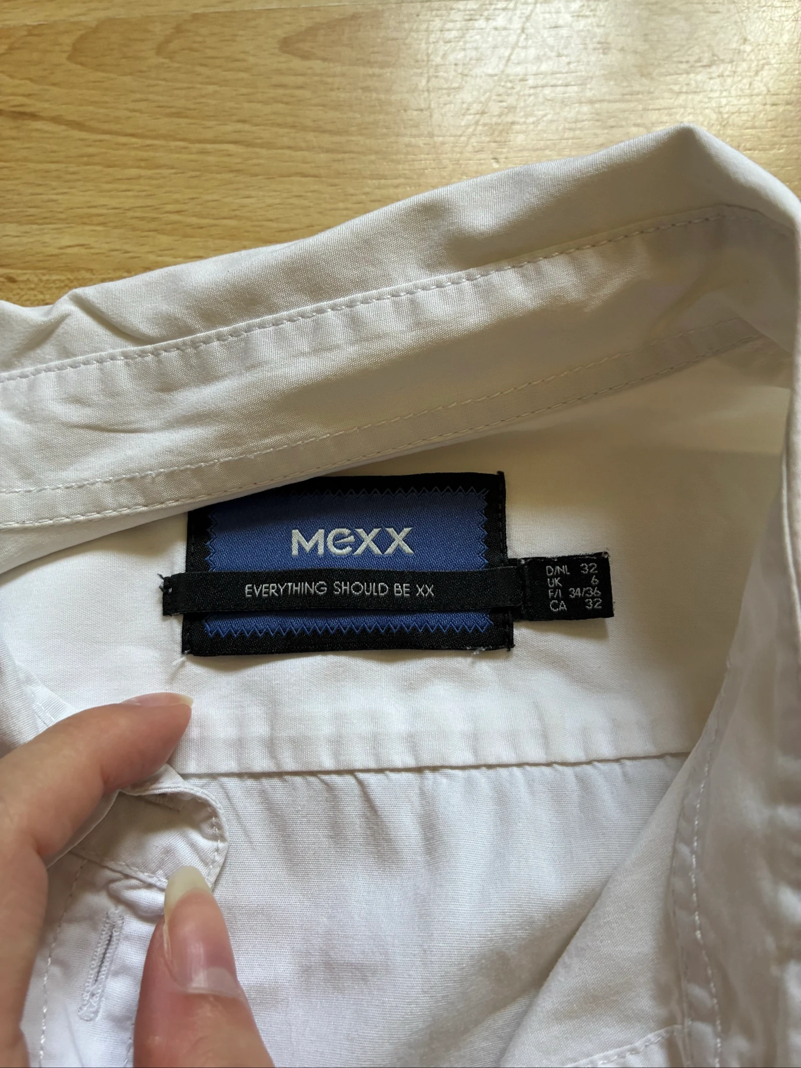 XXS women's fitted shirt old money style – photo 5